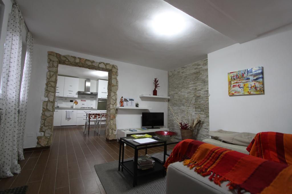 La Spezia Holidays' Rooms Exterior foto