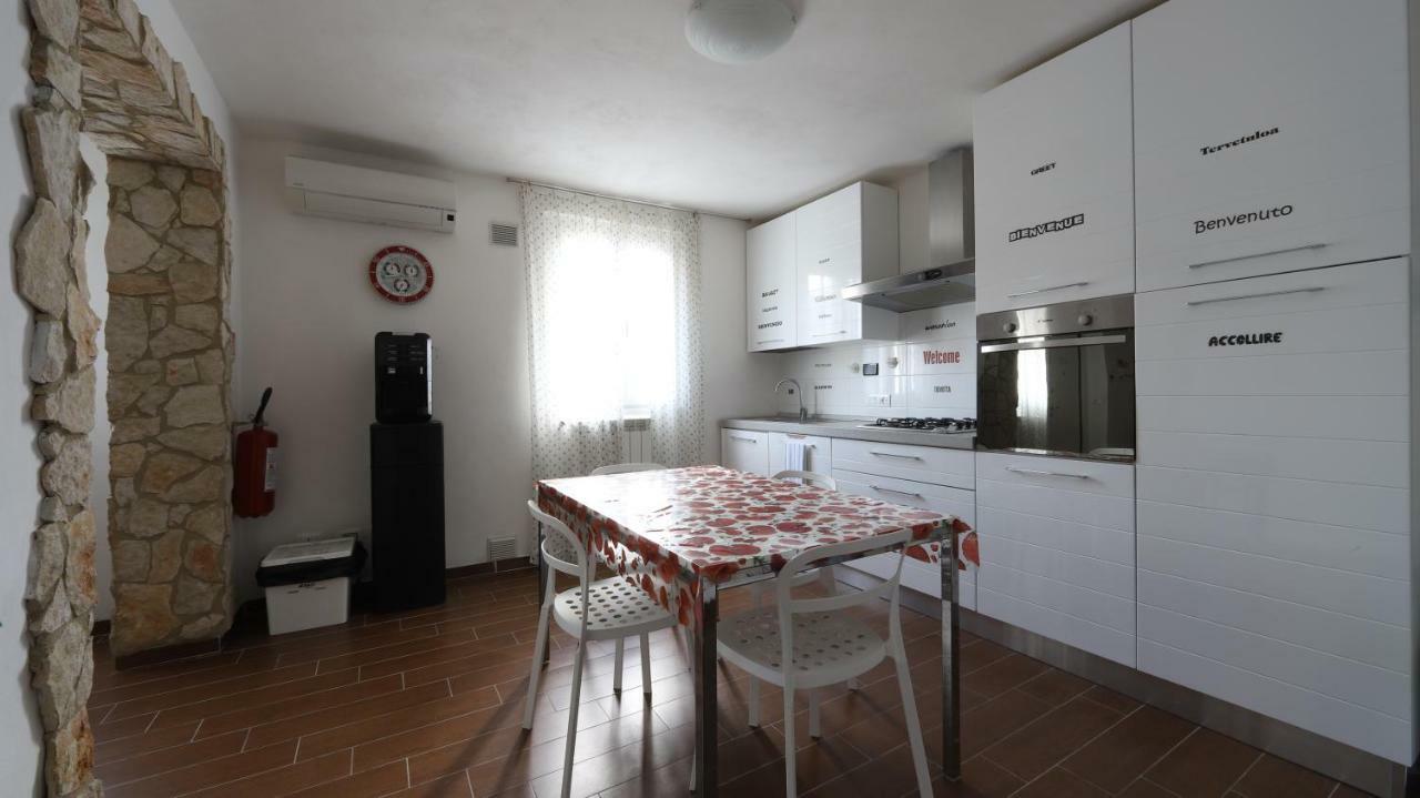 La Spezia Holidays' Rooms Exterior foto