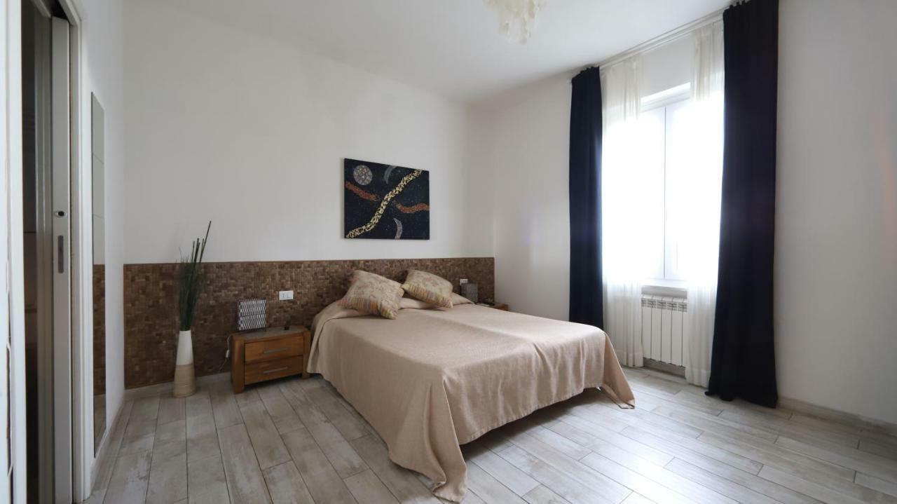 La Spezia Holidays' Rooms Exterior foto